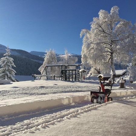 Familien Und Wanderhotel Clarezia Breíl المظهر الخارجي الصورة