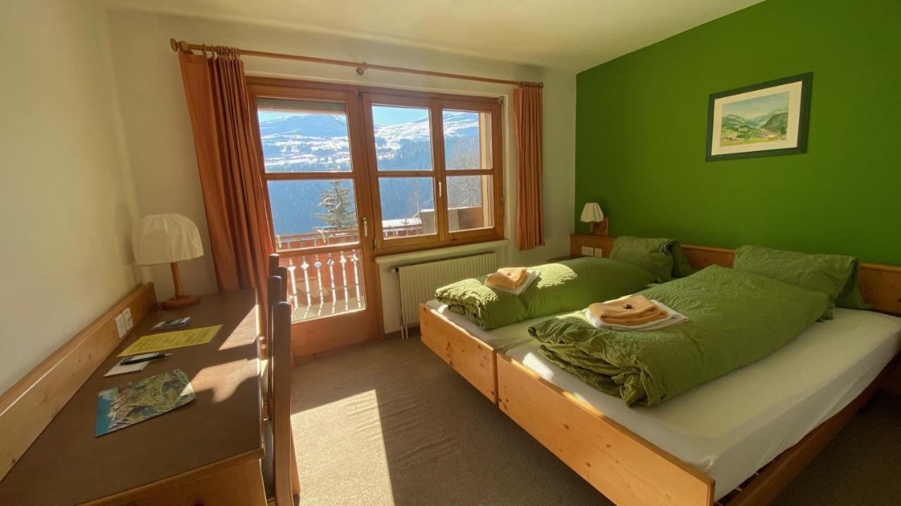 Familien Und Wanderhotel Clarezia Breíl المظهر الخارجي الصورة